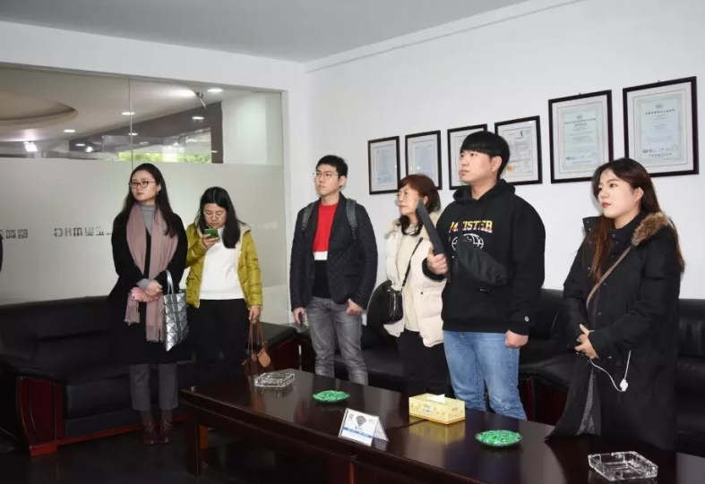 韩国光州媒体艺术家代表团莅临明和考察