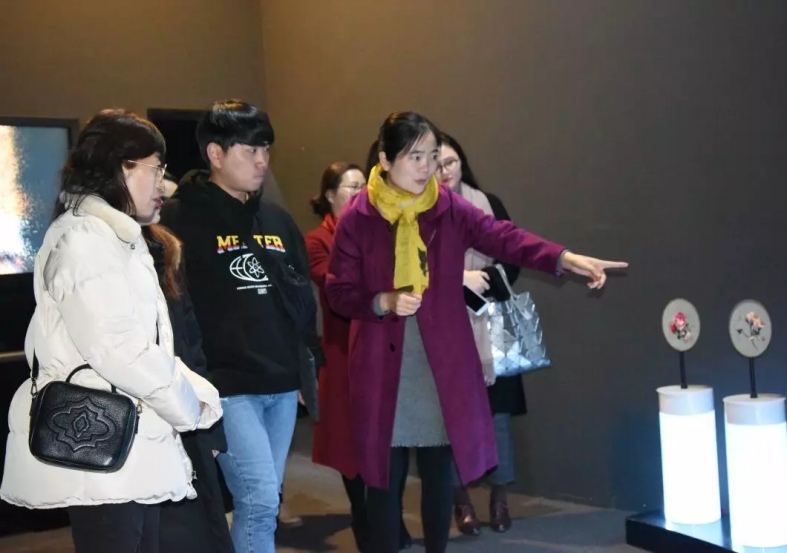 韩国光州媒体艺术家代表团莅临明和新媒体艺术实验室